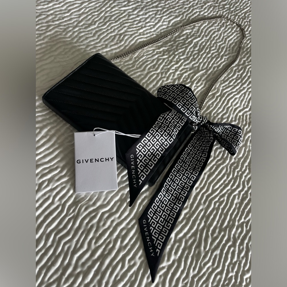 New Givenchy Black & White 4G Silk neck Scarf twilly hair Ribbon - Picture 7 of 8